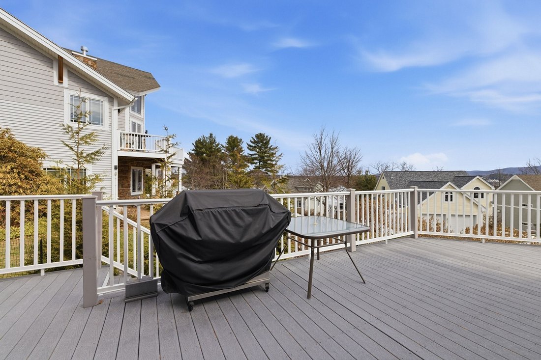 House in Laconia, New Hampshire, United States 4 - 17445194