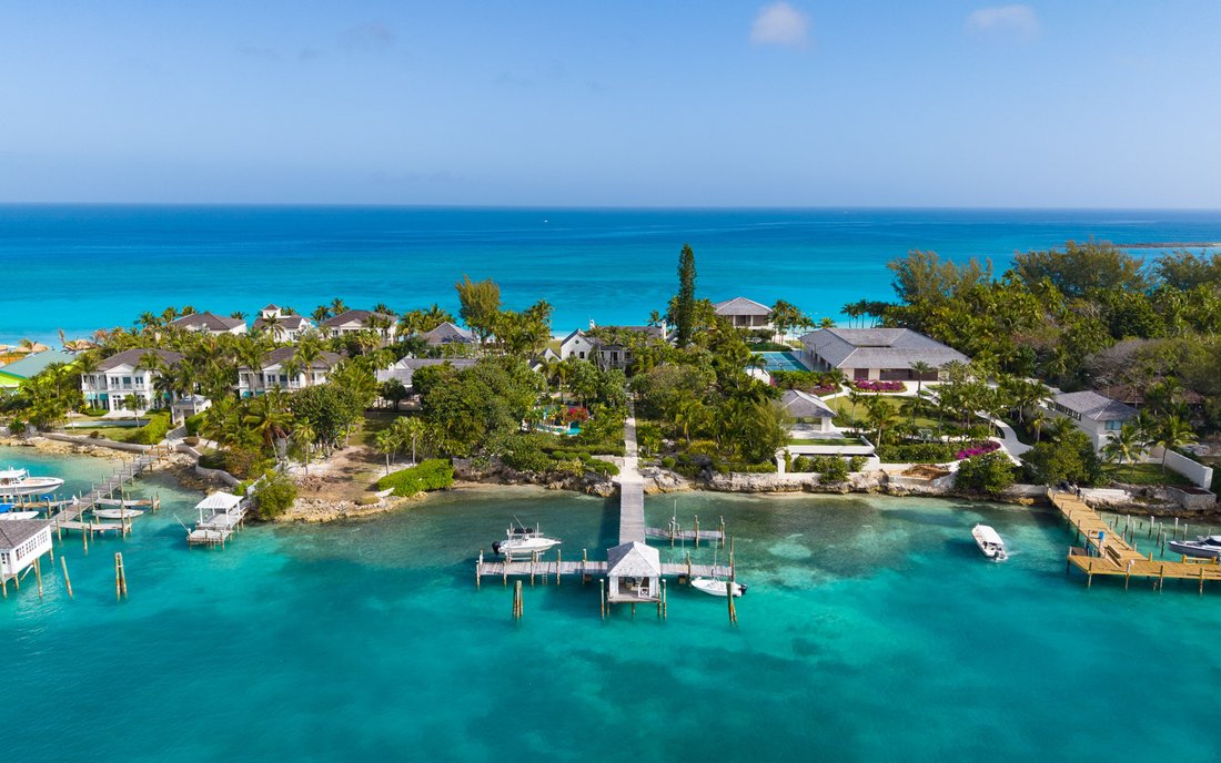 House in Paradise Island, The Bahamas 1 - 17444774