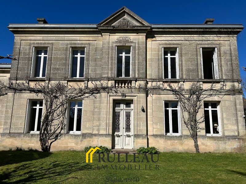 Estate in Nord Est, Saint-André-de-Cubzac, France 2 - 17446833
