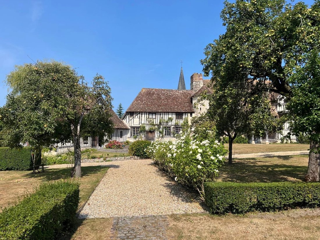 Estate in Canapville, Normandy, France 2 - 17447141