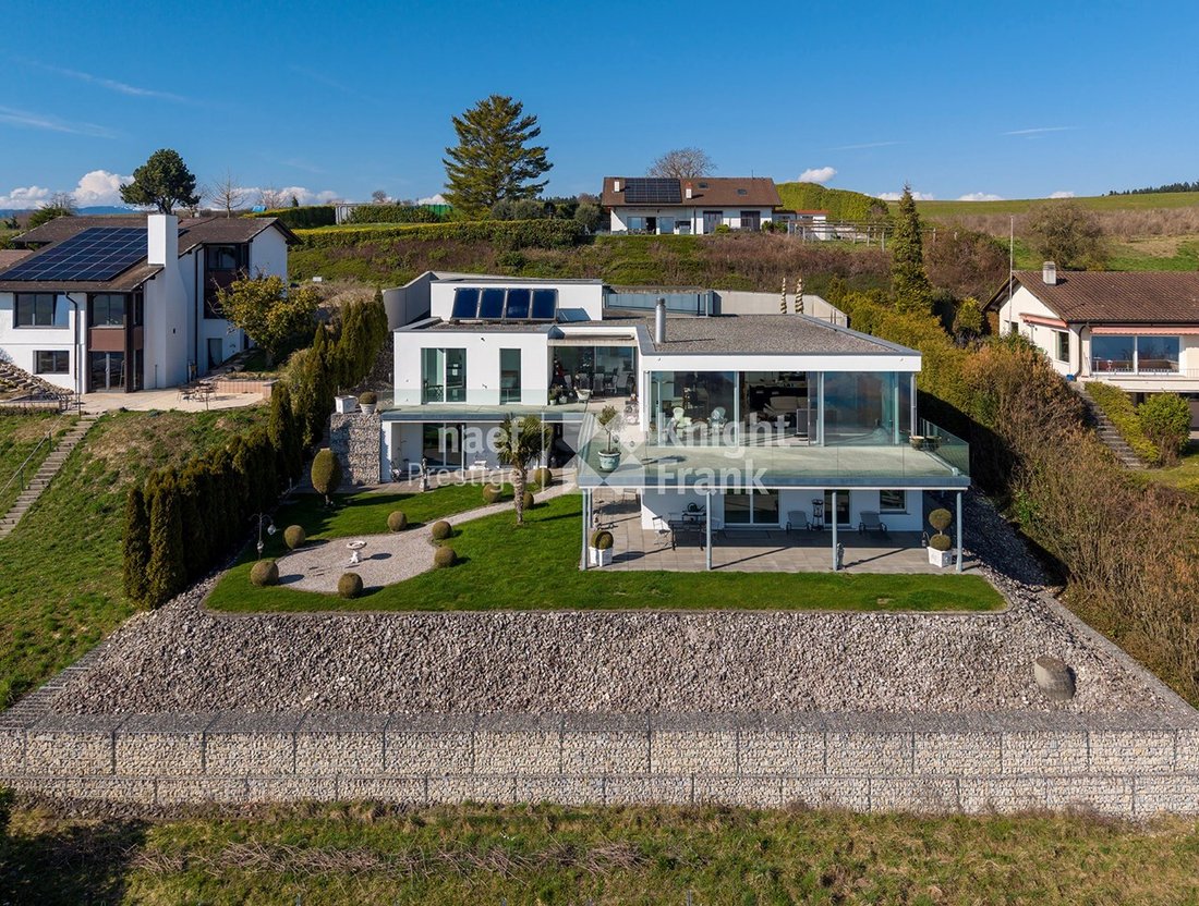 Apartment in Vully-les-Lacs, Vaud, Switzerland 2 - 17442675