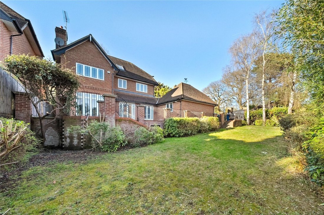 House in High Barnet, Barnet, England 2 - 17446056
