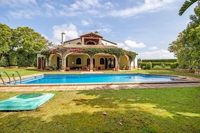 Villa in Sotogrande, San Roque, Andalusia 2 - 17443703