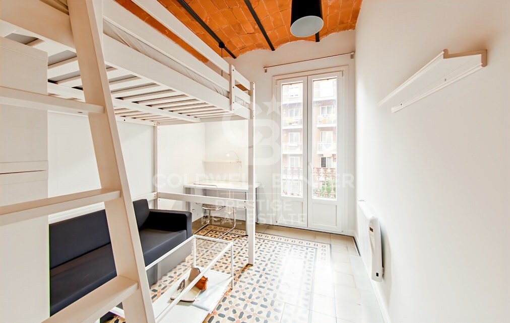 Apartment in Eixample, Barcelona, Spain 3 - 17444997