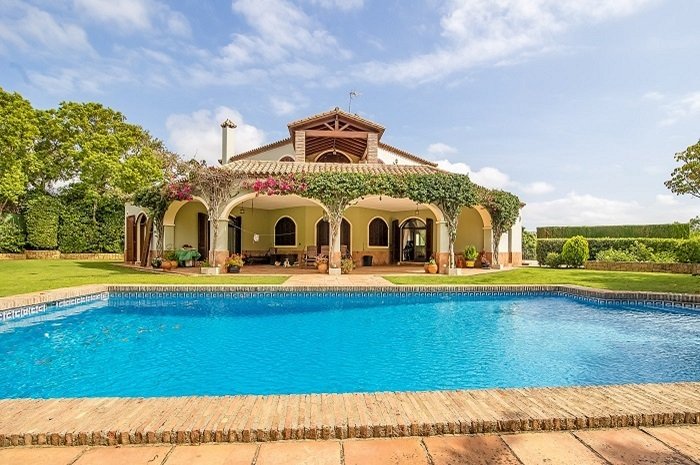 Villa in Sotogrande, San Roque, Andalusia 1 - 17443703