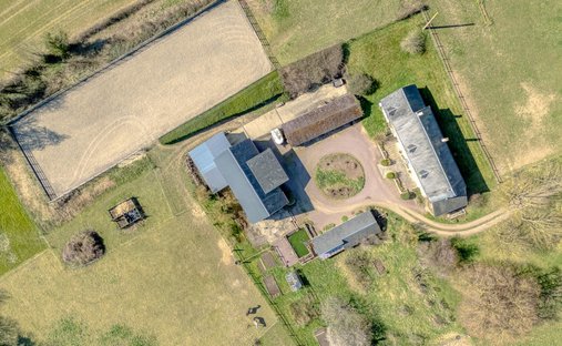 Domaine à Cahagnes, Normandie, France 1