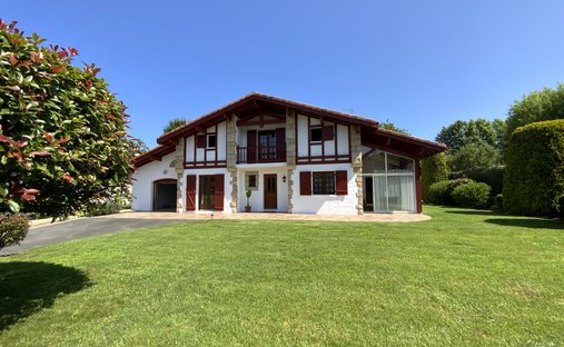 Maison à Hasparren, Nouvelle-Aquitaine, France 1