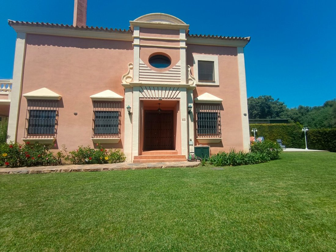 Villa in Sotogrande, San Roque, Andalusia 5 - 17443268