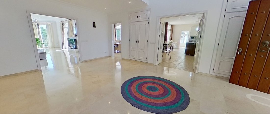 Villa in Sotogrande, San Roque, Andalusia 4 - 17442809