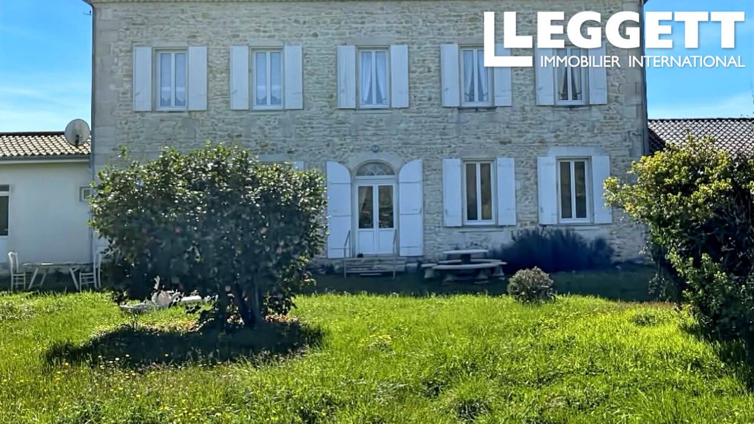 House in Lesparre-Medoc, Nouvelle-Aquitaine, France 2 - 17056933