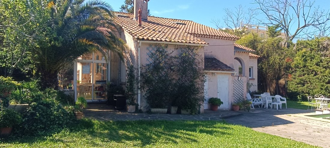 House in Village, Saint-Mandrier-sur-Mer, France 3 - 17365655