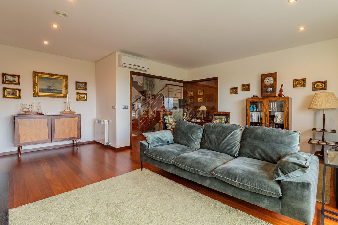 Villa in Nogueira, Fraiao e Lamacaes, Braga, Portugal 5 - 17447344