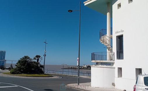 Apartment in Centre Ville, Royan, France 1
