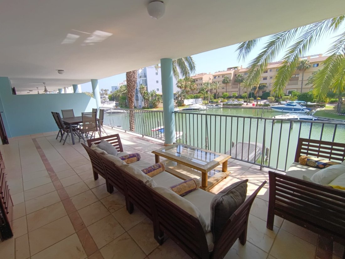 Apartment in Sotogrande, San Roque, Andalusia 2 - 17443667