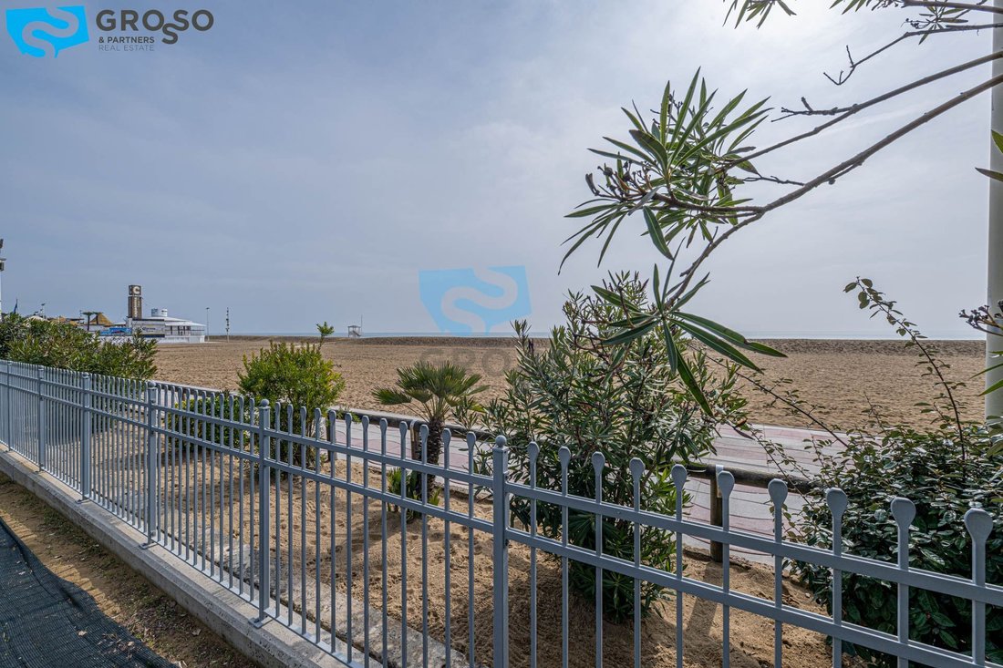 Estate in Jesolo Town, Jesolo, Veneto 1 - 17446274