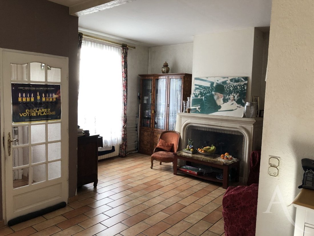 Villa in Grands Champs, Romainville, France 4 - 17444600
