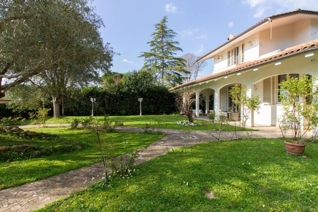 Villa in Asciano Pisano, San Giuliano Terme, Tuscany 1 - 17446687