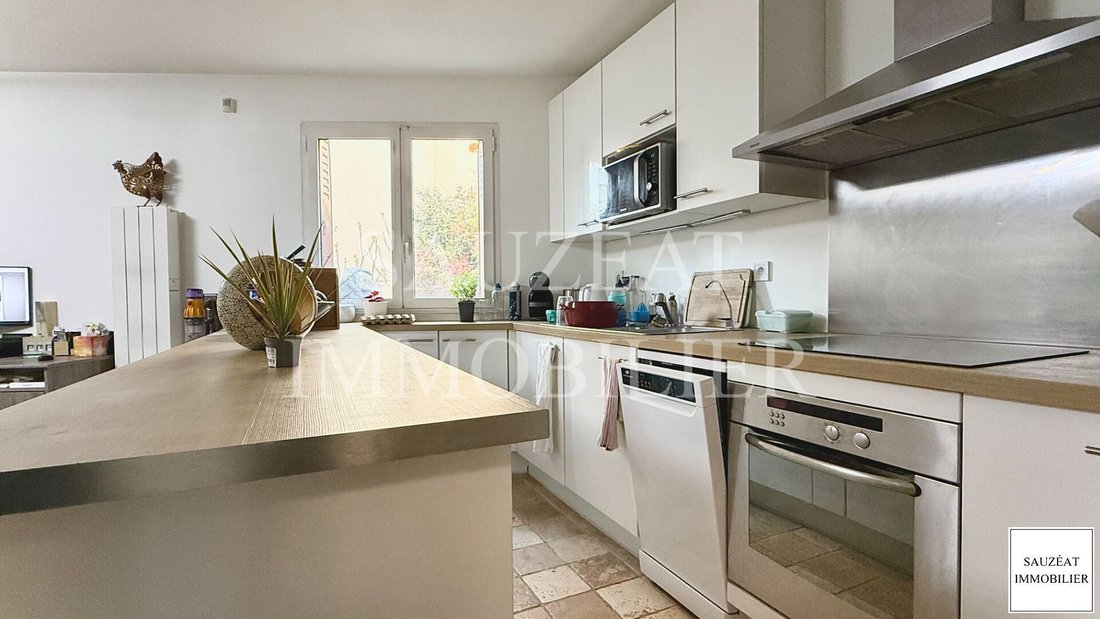 Apartment in Espaces Jeunes, Issy-les-Moulineaux, France 5 - 17446893