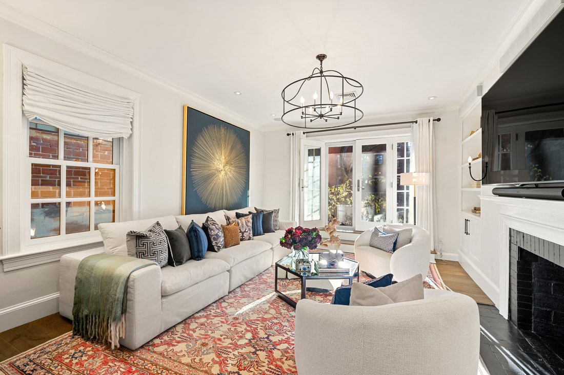 House in Boston, Massachusetts, United States 2 - 17445197