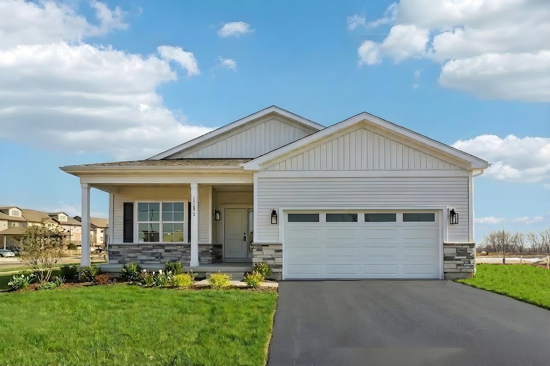 House in Huntley, Illinois, United States 1 - 17204457