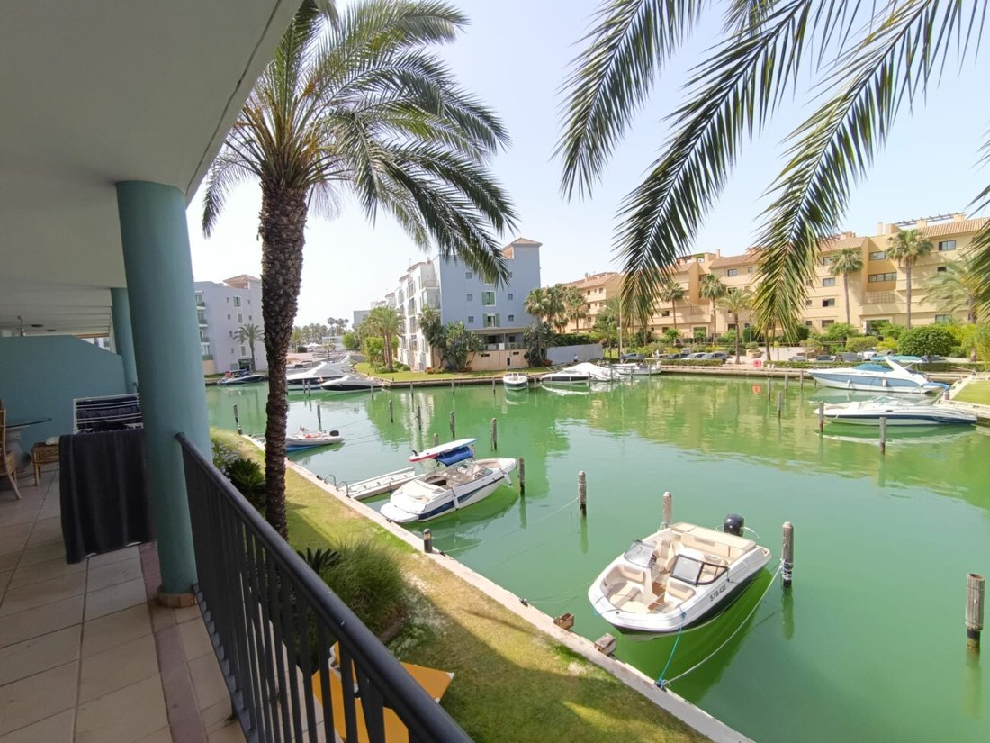 Apartment in Sotogrande, San Roque, Andalusia 1 - 17443667