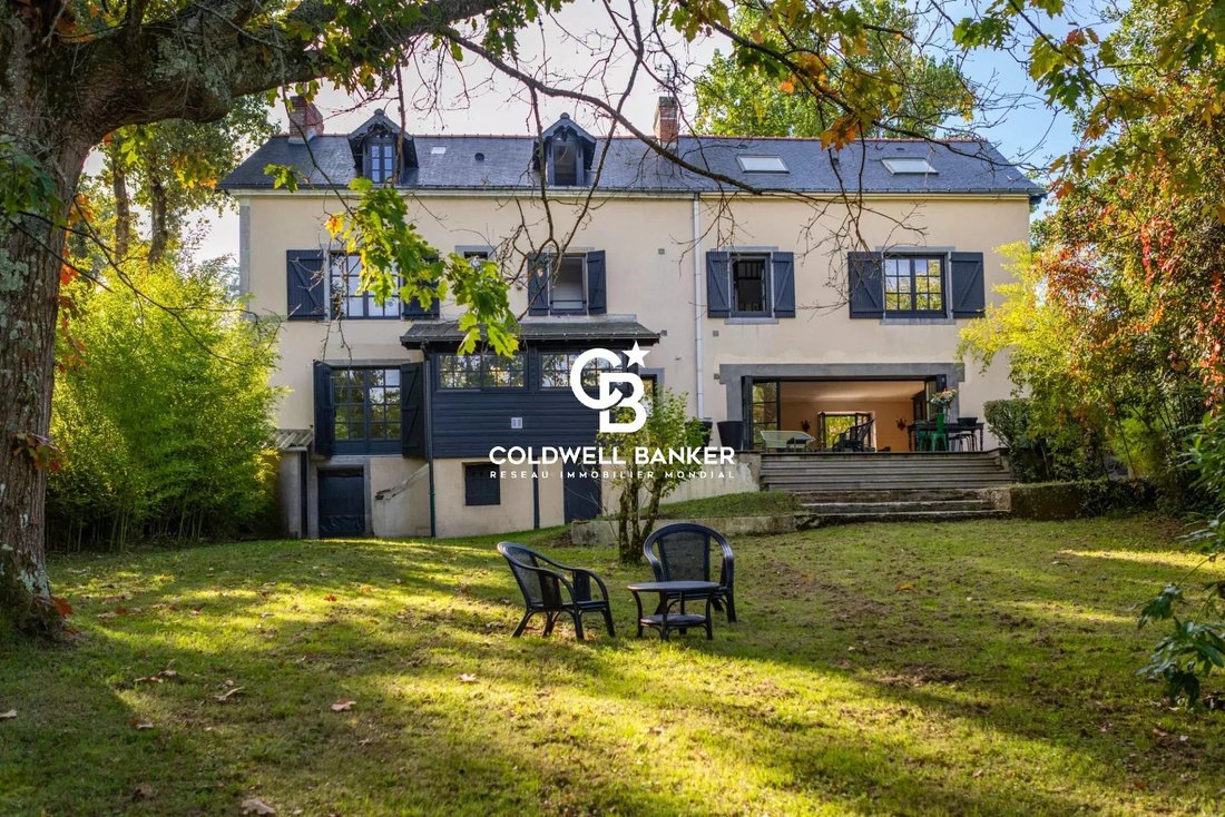 Estate in Suce-sur-Erdre, Pays de la Loire, France 1 - 17442314