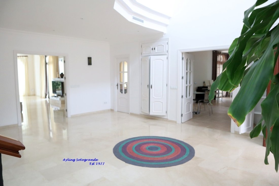 Villa in Sotogrande, San Roque, Andalusia 3 - 17442809