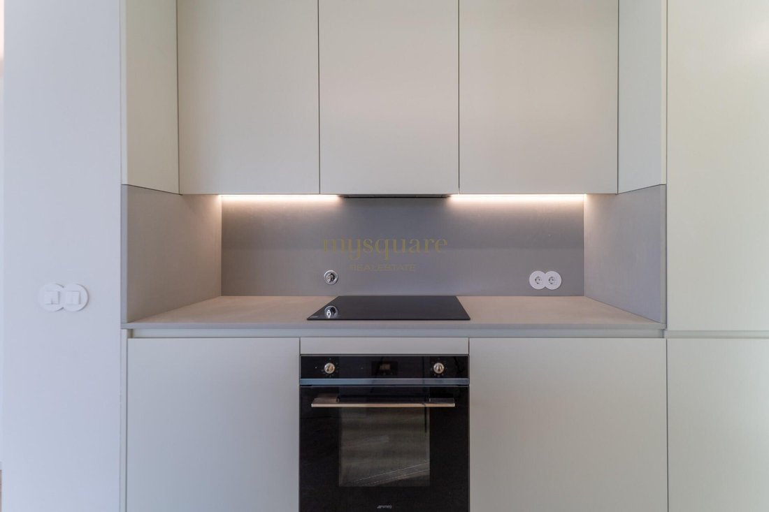Apartment in Santa Marinha e Sao Pedro da Afurada, Porto District, Portugal 5 - 17446214