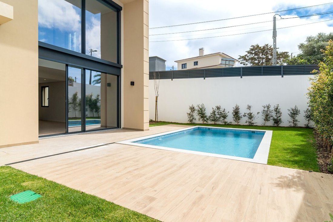 Villa in Cascais e Estoril, Lisbon, Portugal 1 - 14974822
