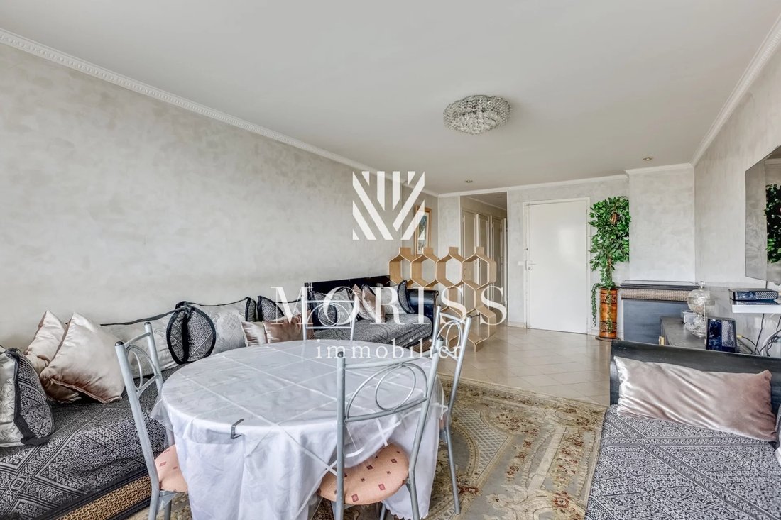 Apartment in Goutte d'Or-Château Rouge, Paris 18e Arrondissement, Paris 2 - 17444478