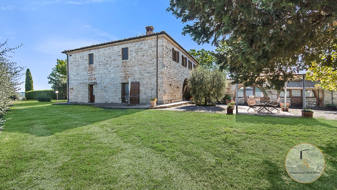 Country House in Montalcino, Tuscany, Italy 4 - 16740784