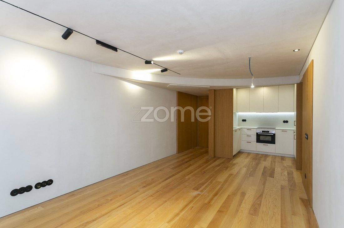 Apartment in Cedofeita, Santo Ildefonso, Se, Miragaia, Sao Nicolau e Vitoria, Porto District, Portugal 5 - 17447594