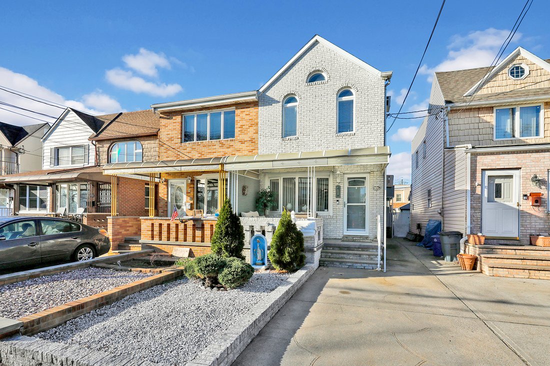 House in New York, New York, United States 1 - 17445611