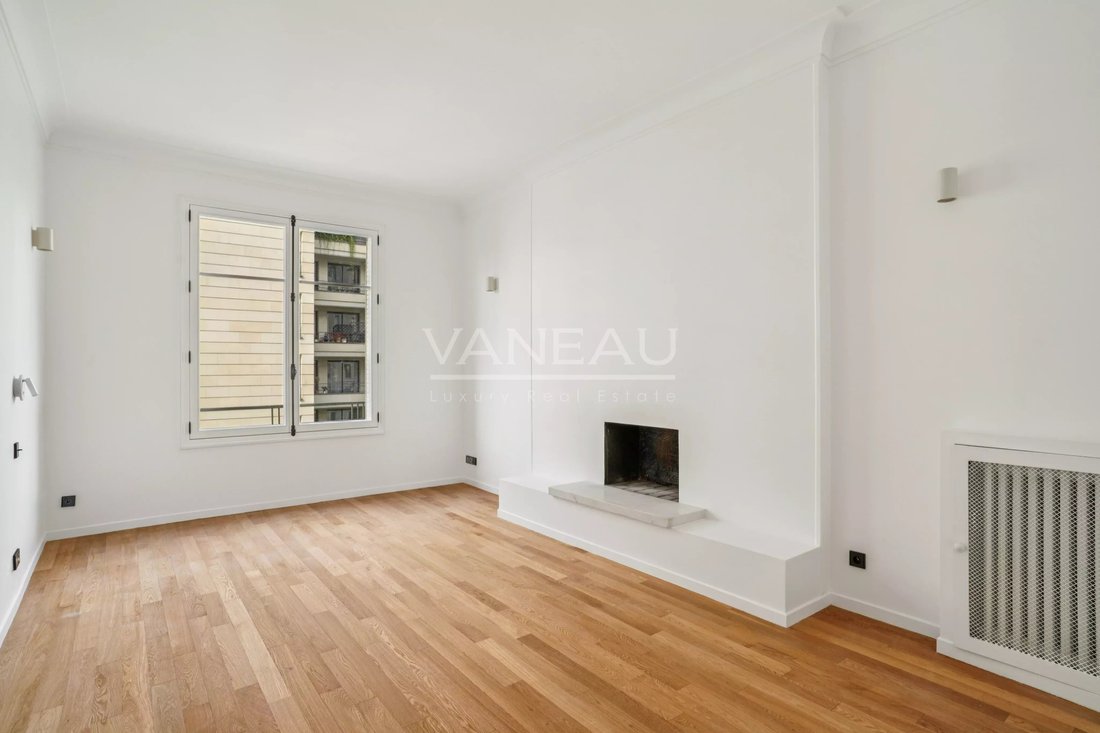 Apartment in Muette Sud, Paris 16e Arrondissement, Paris 4 - 16656301