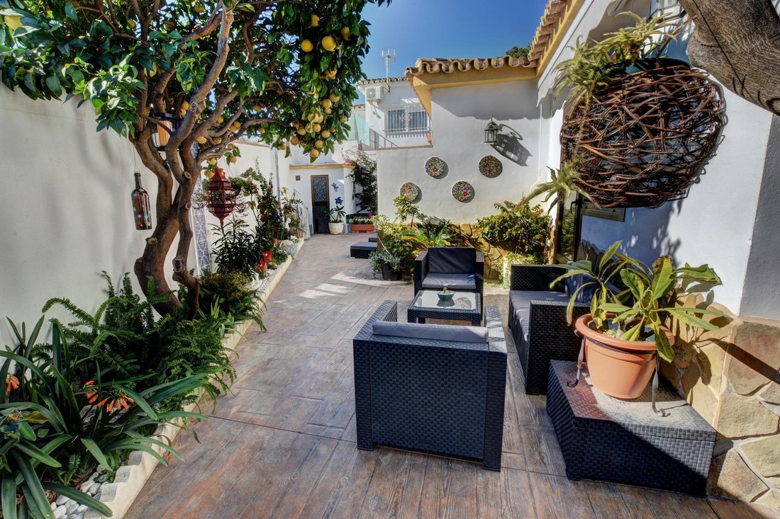 Villa in Arroyo de la Miel, Benalmadena, Andalusia 1 - 17442721