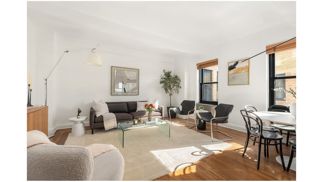 Co Op in New York, New York, United States 1 - 17444763