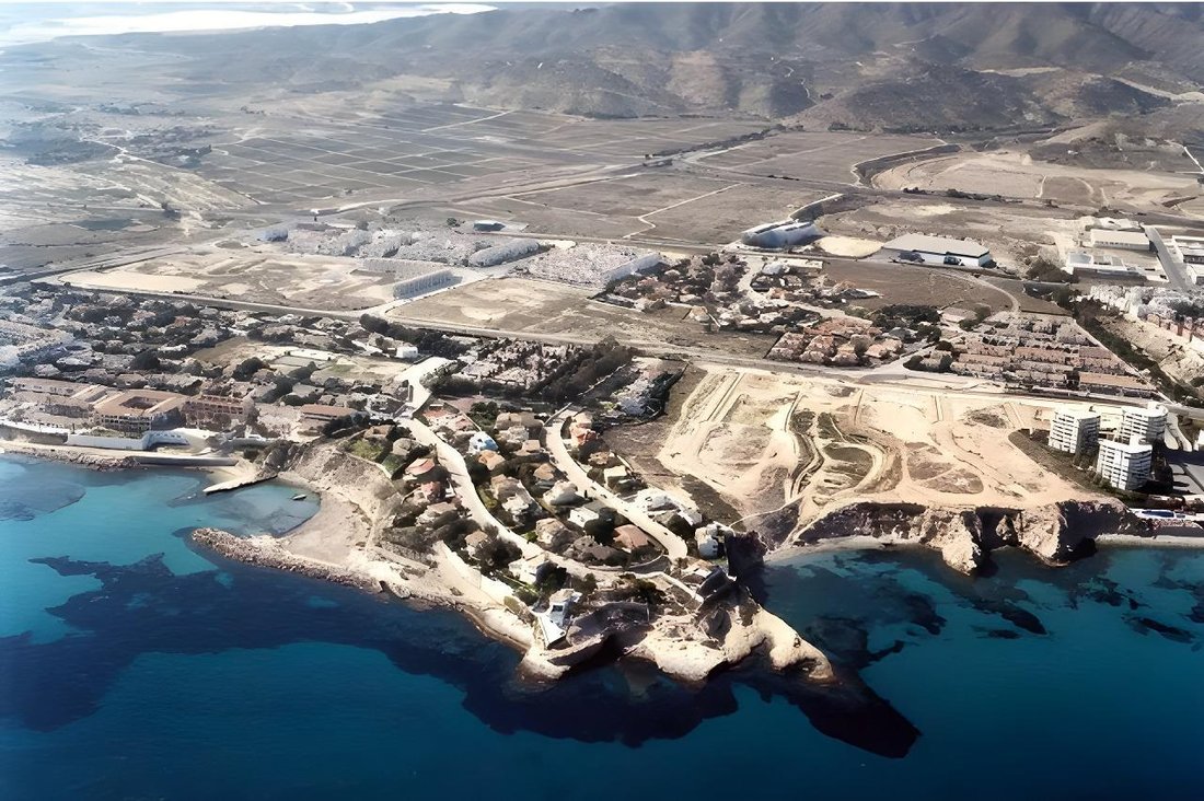 Land in el Campello, Valencian Community, Spain 1 - 17442381