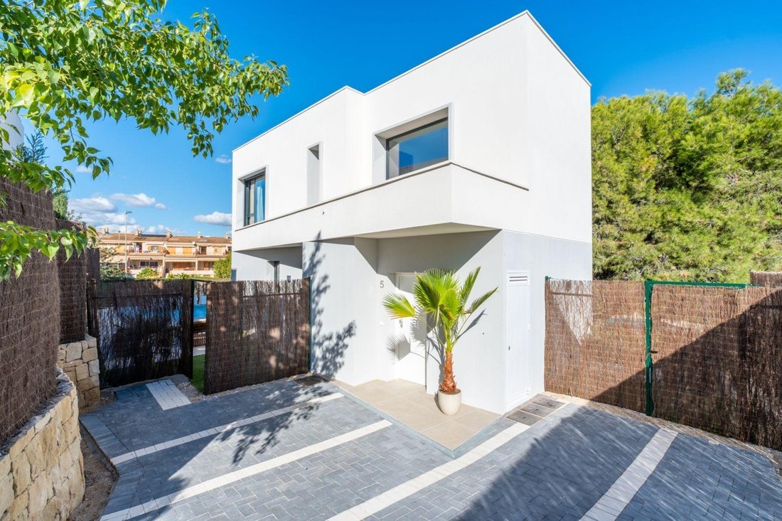 Chalet in San Juan de Alicante, Valencian Community, Spain 2 - 17443626