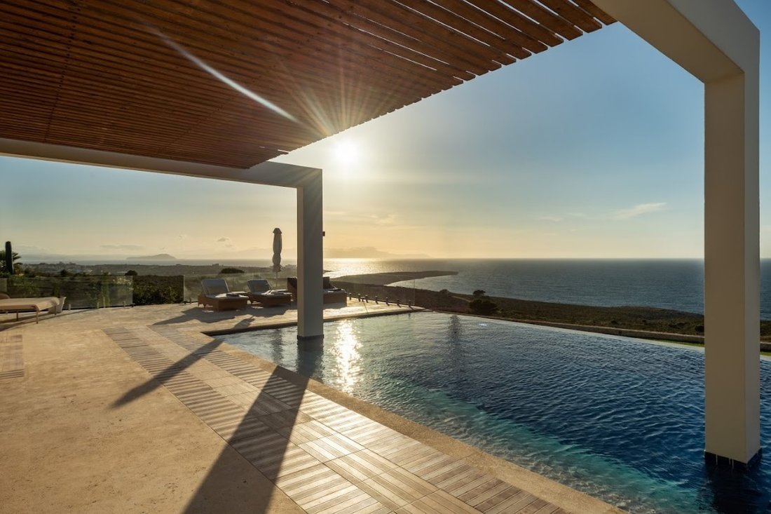 Villa in Crete, Greece 2 - 17444900