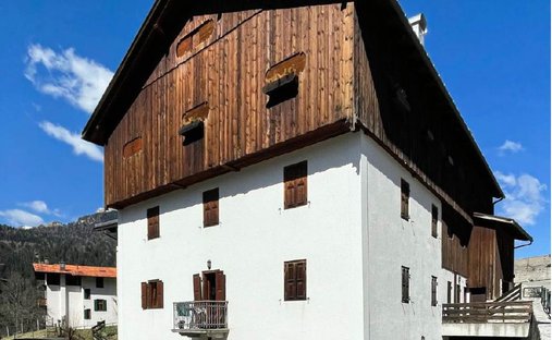 Apartment in San Vito di Cadore, Veneto, Italy 1