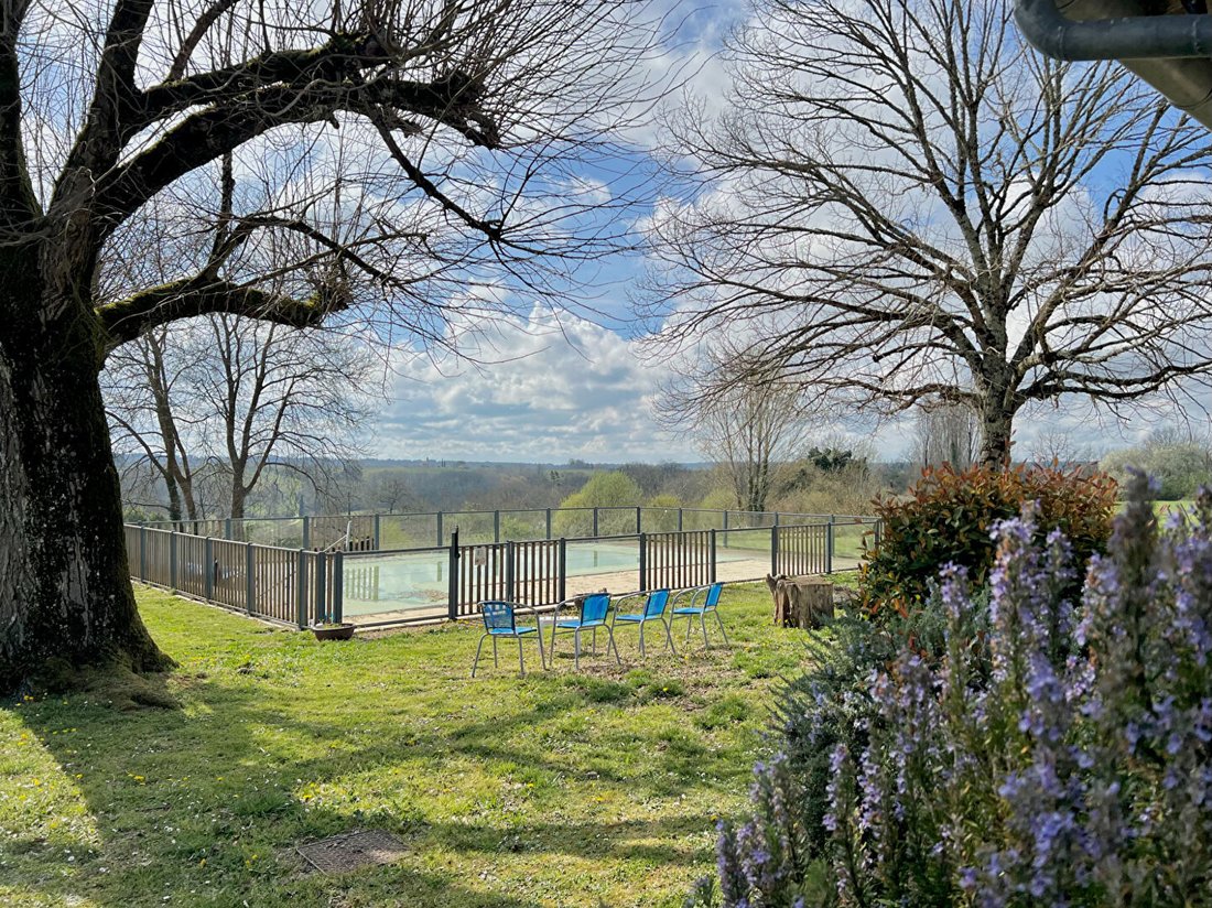 Villa in Saint-Émilion, Nouvelle-Aquitaine, France 2 - 17446788