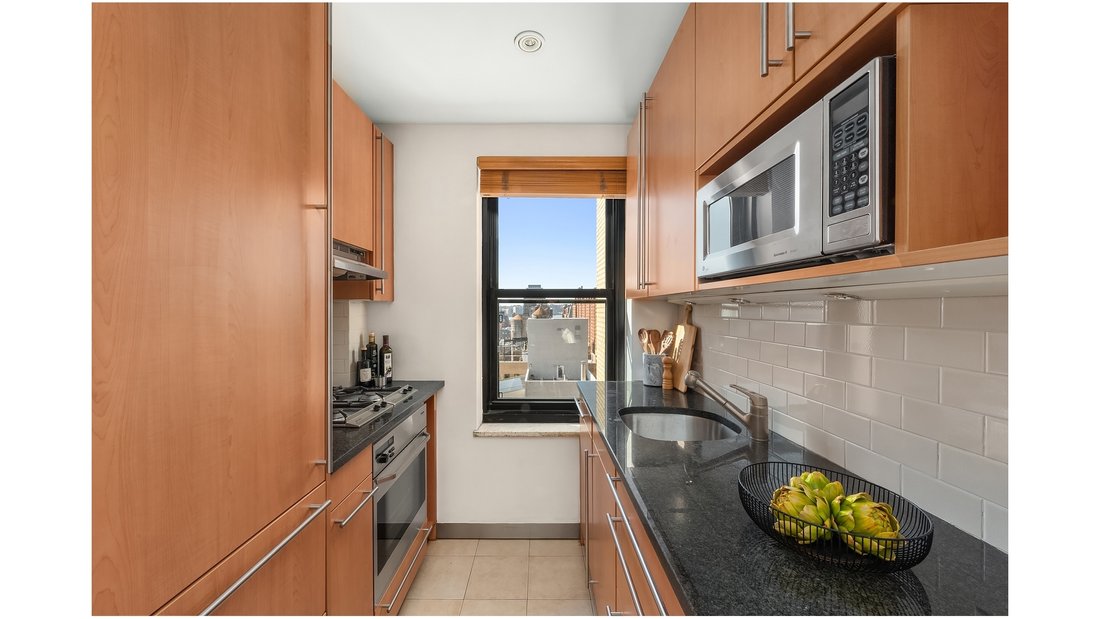 Co Op in New York, New York, United States 4 - 17444763