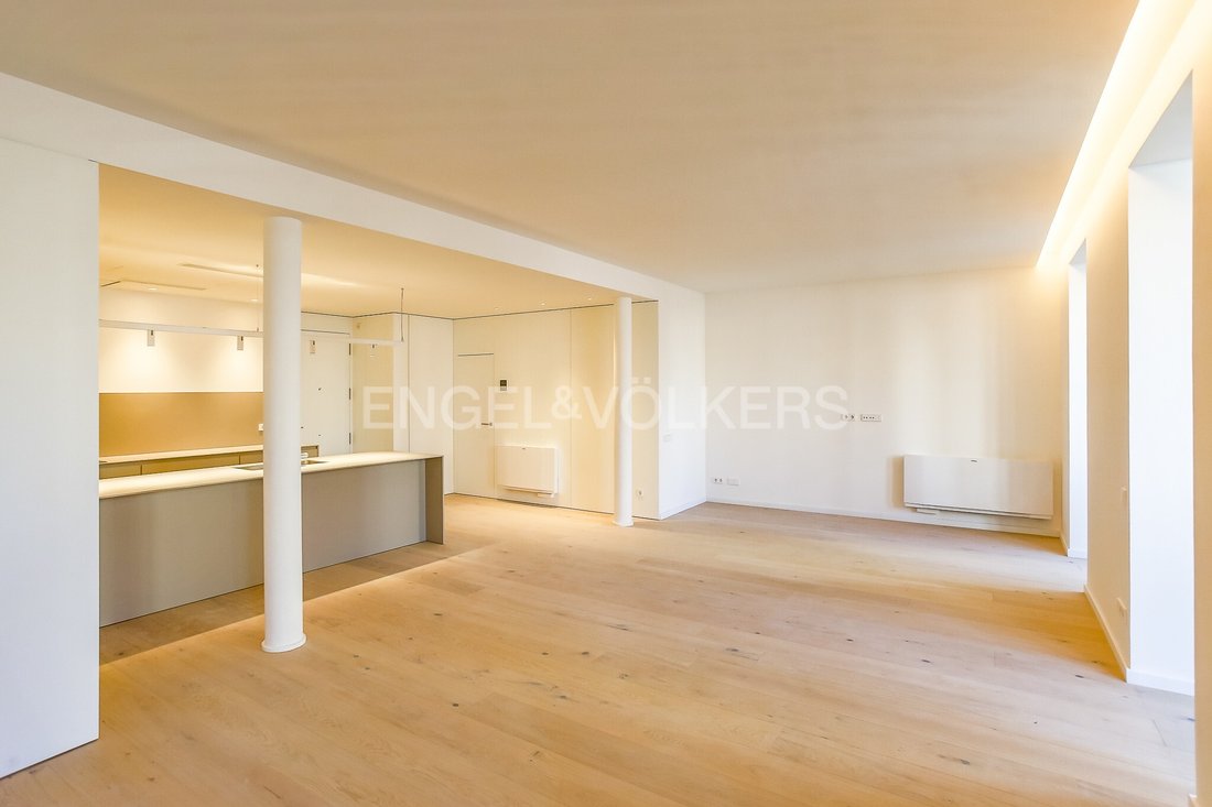 Apartment in Eixample, Barcelona, Spain 4 - 17447160