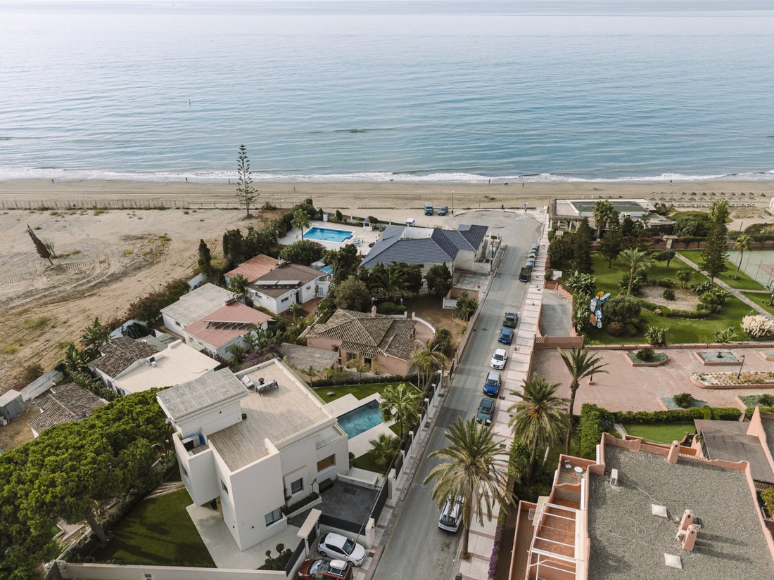 Villa in Marbella, Andalusia, Spain 2 - 17442370