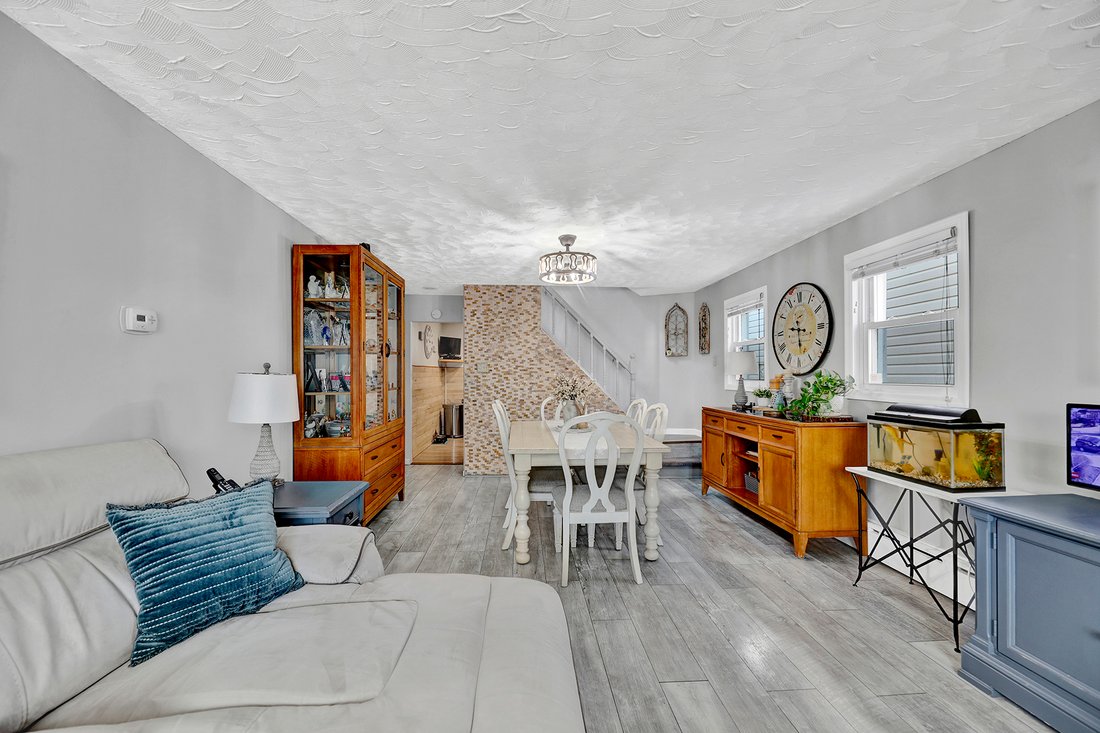 House in New York, New York, United States 5 - 17445611