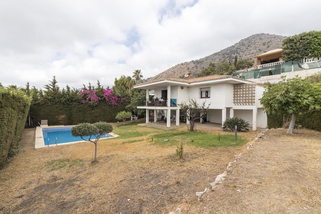 Villa in Benalmadena, Andalusia, Spain 1 - 17443239