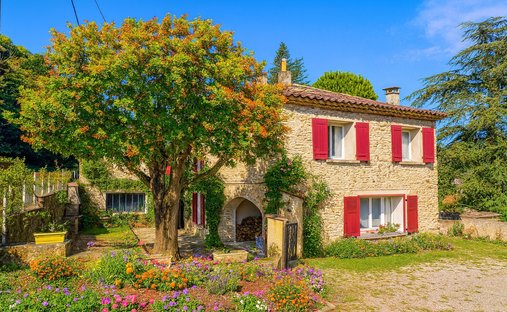House in Entrechaux, Provence-Alpes-Côte d'Azur, France 1