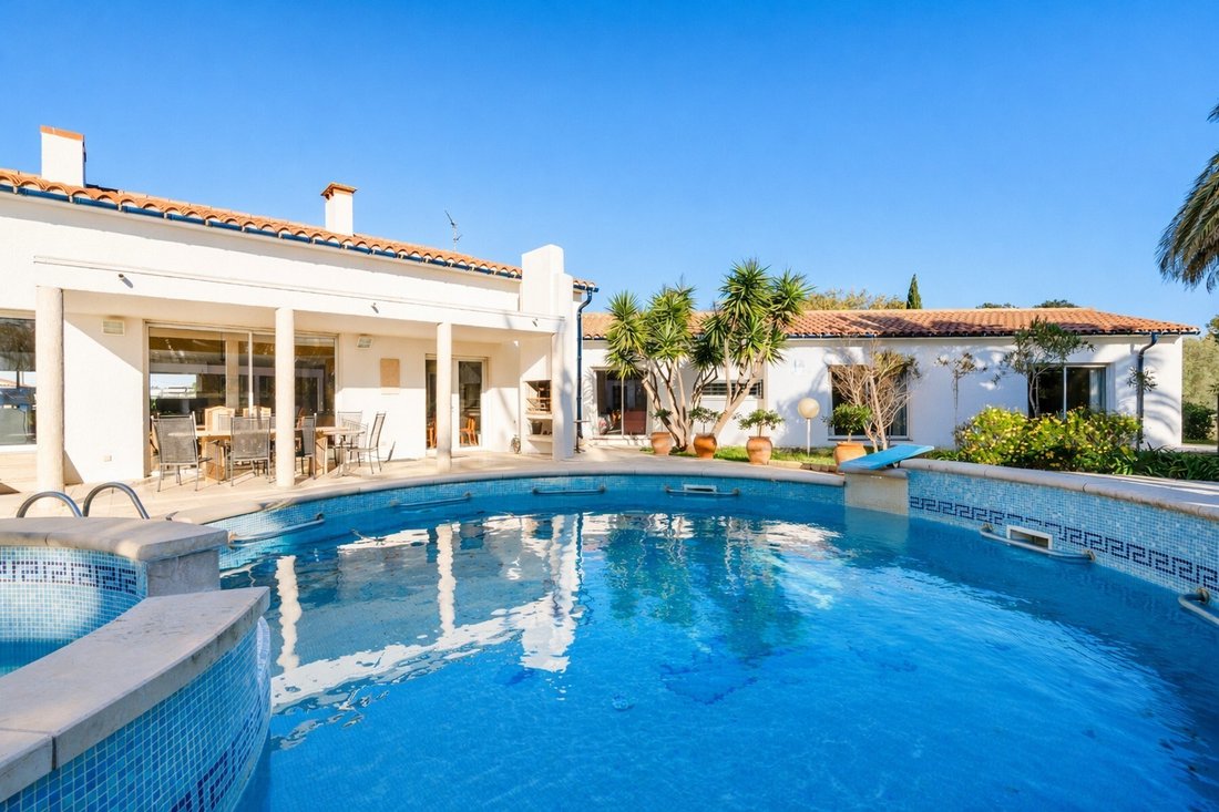 House in Gare, Perpignan, France 1 - 16893522