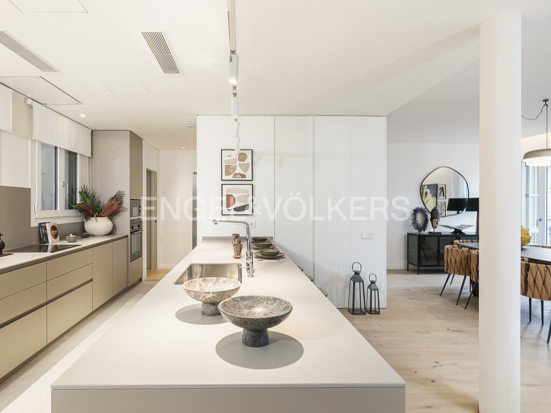 Apartment in Eixample, Barcelona, Spain 2 - 17447231