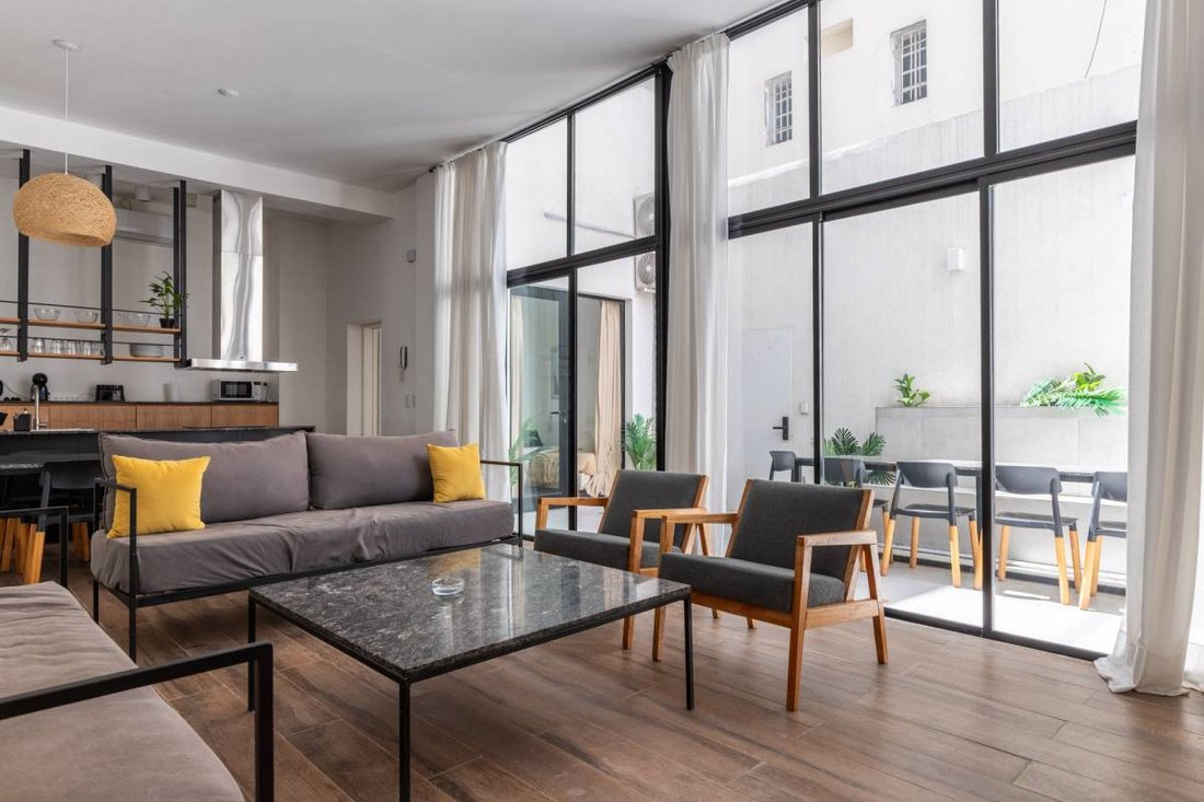 Townhouse in Buenos Aires, Buenos Aires, Argentina 1 - 17446186